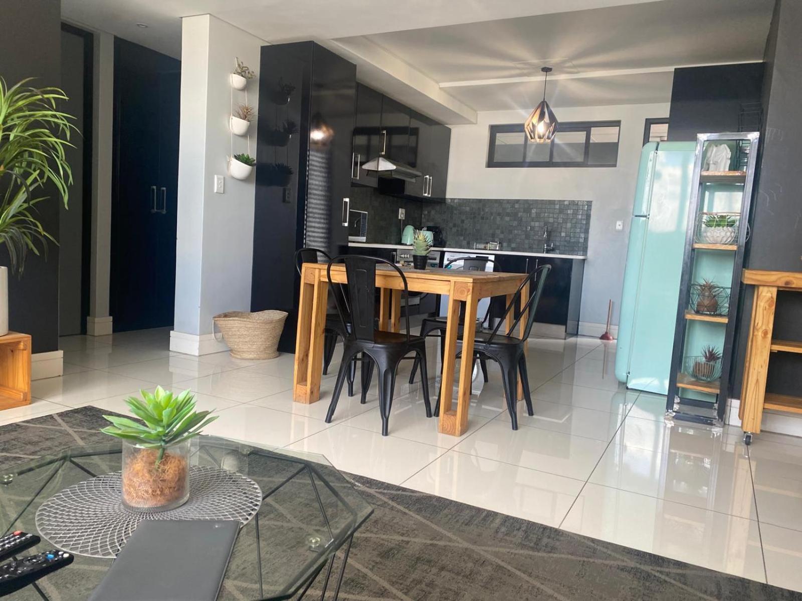 77 On Independence Apartments Windhoek Bagian luar foto
