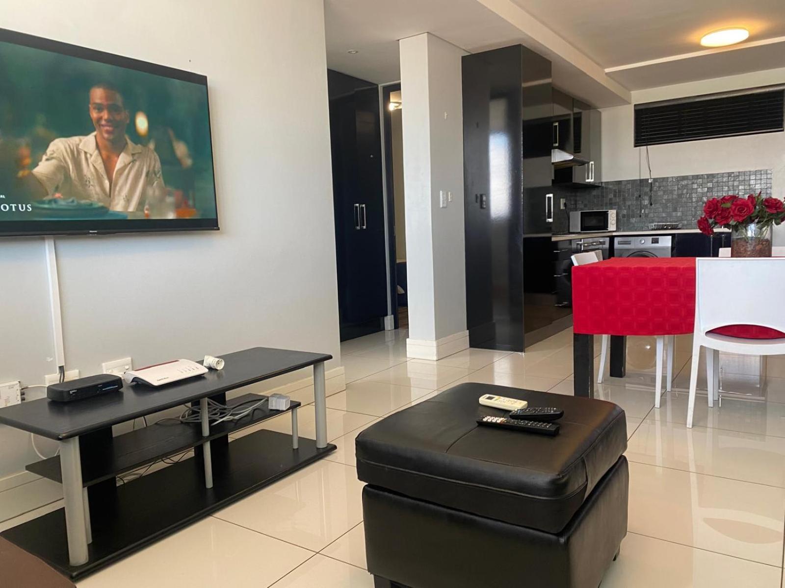 77 On Independence Apartments Windhoek Bagian luar foto